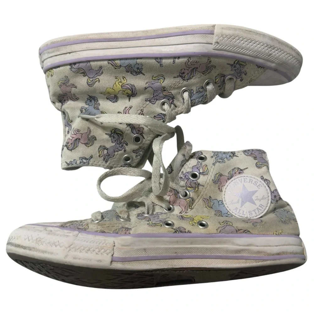 Converse Chuck Taylor‎ All Star Unicorns High Top Casual Sneakers size 2Y
